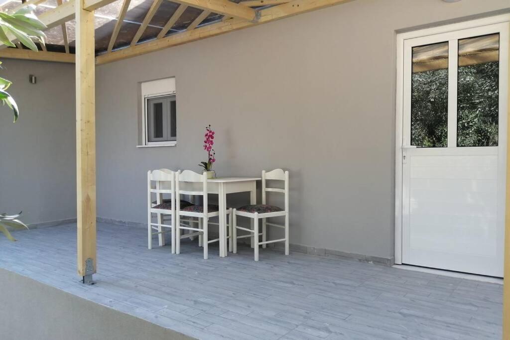 Αqua Blue Villa Ájosz Szpirídon Kültér fotó